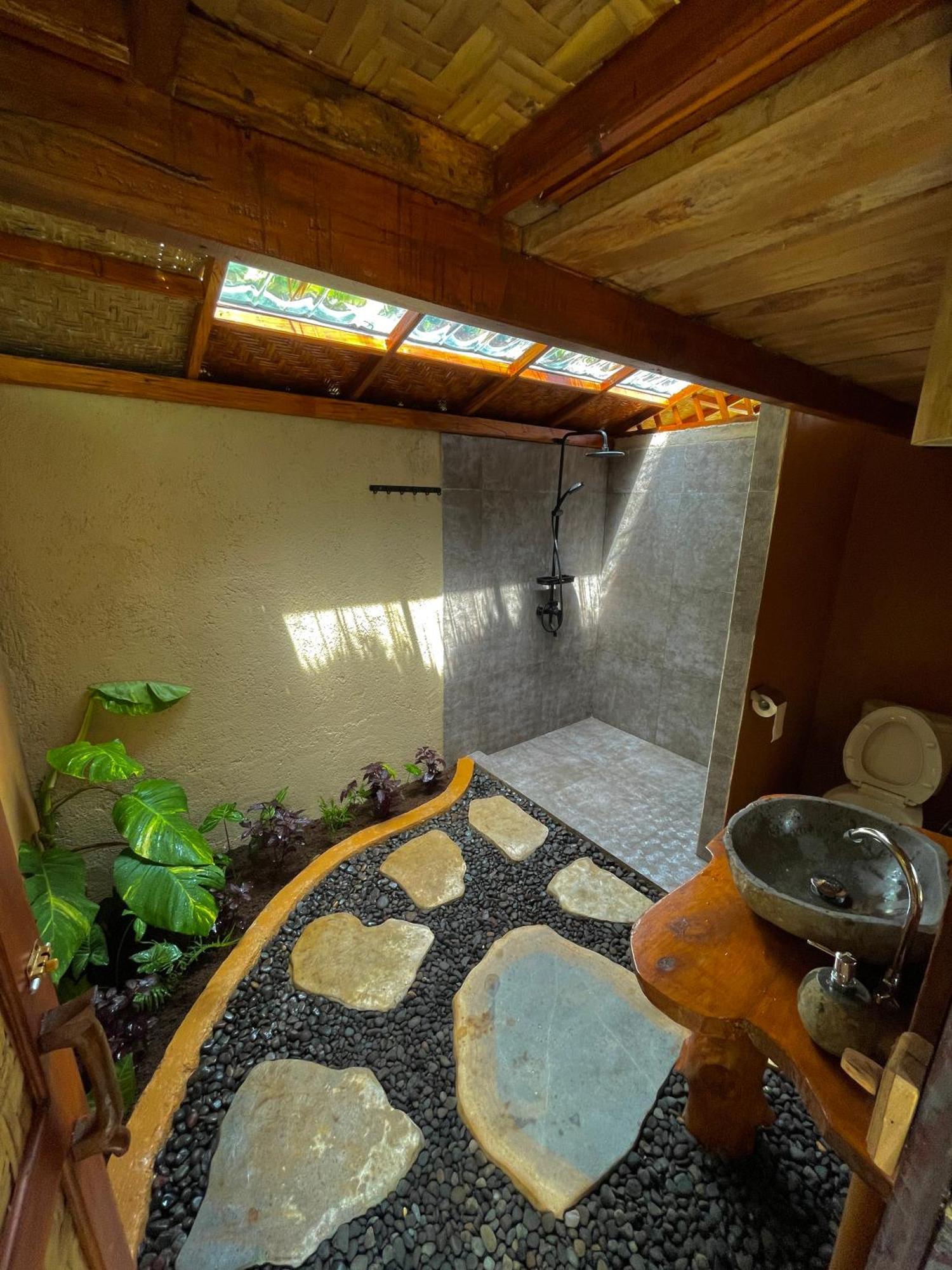Hotel Rinjani Lighthouse à Senaru Extérieur photo
