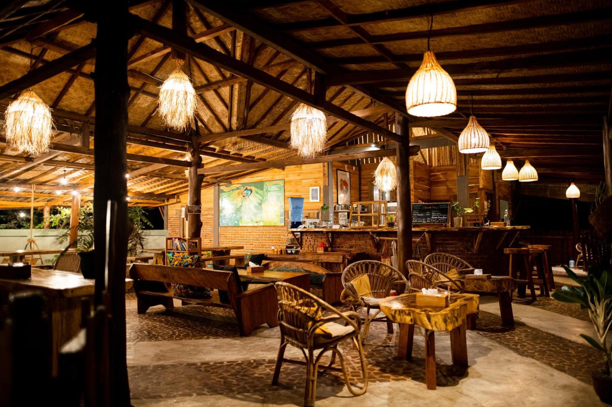 Hotel Rinjani Lighthouse à Senaru Extérieur photo